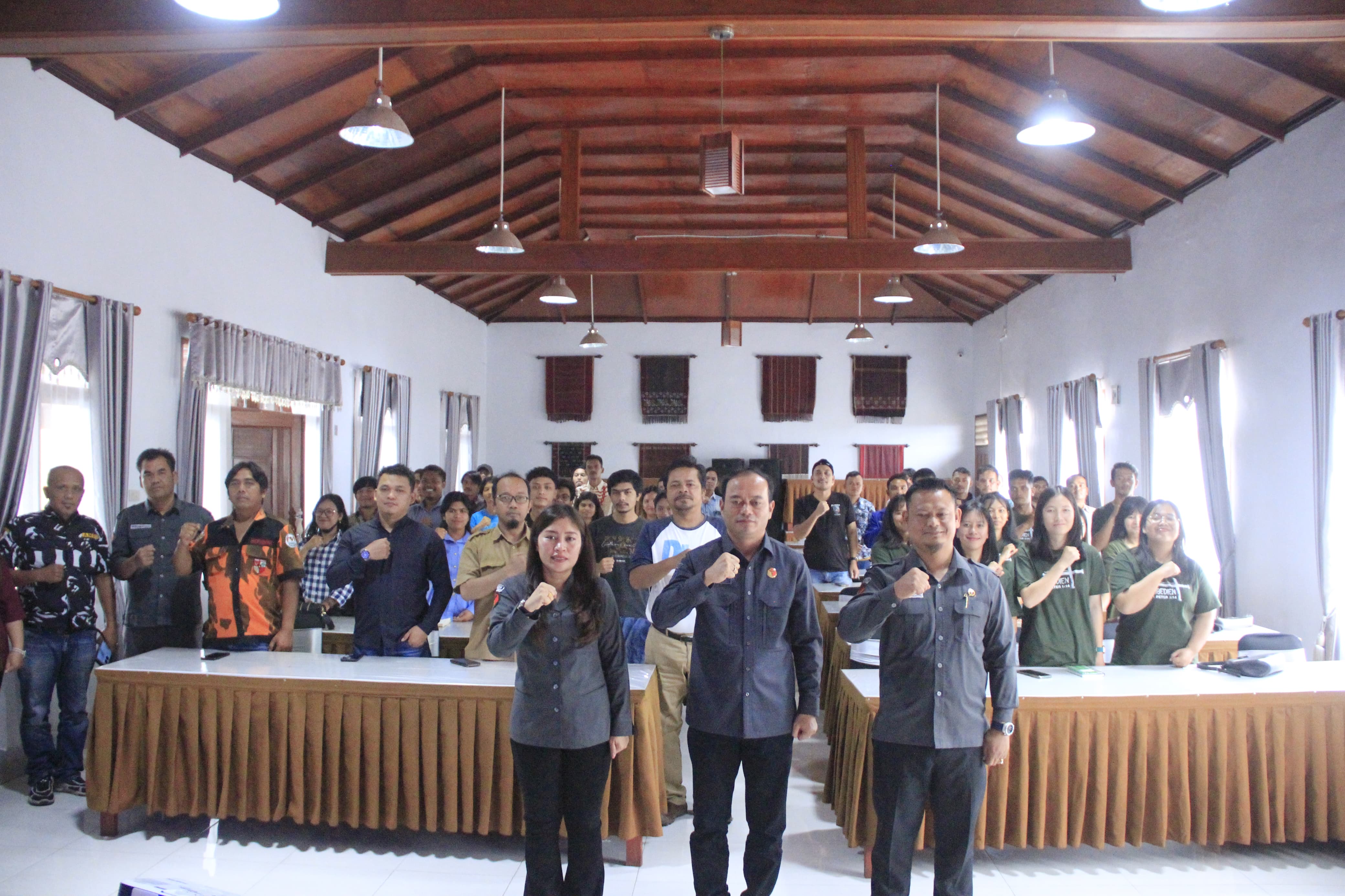 Ketua dan Anggota Bawaslu Humbahas