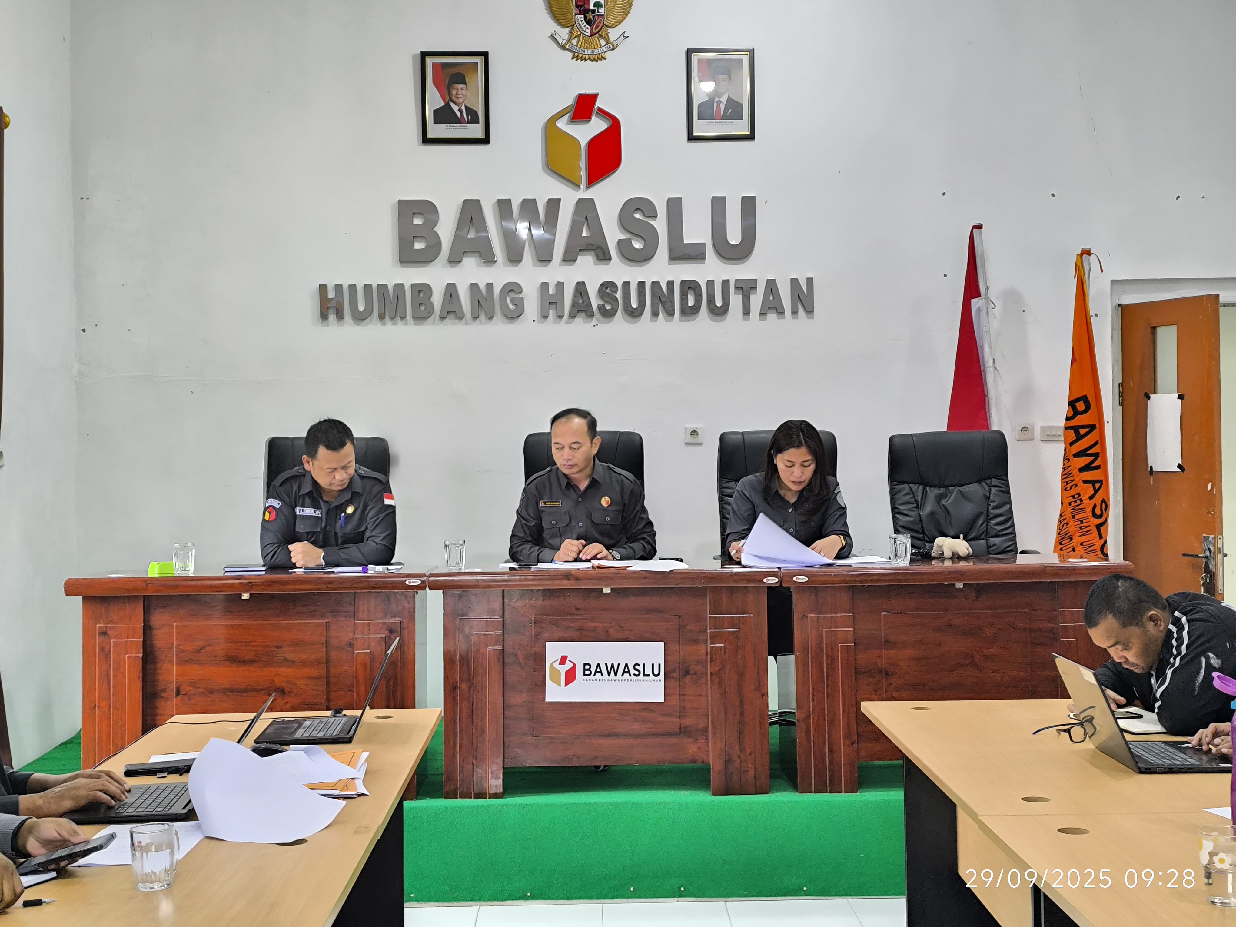 Ketua dan Anggota