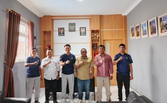 Foto Bersama Kepala Rutan dan Bawaslu