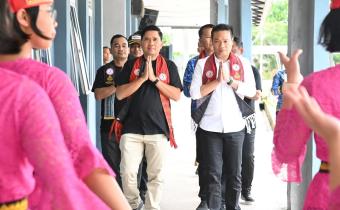 Bupati dan Bawaslu Provsu
